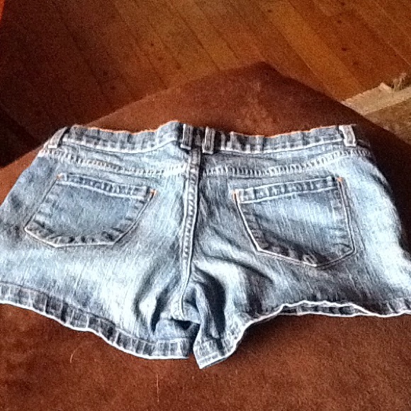 EUC  Sz11  MOSSIMO SUPPLY Co Jean shorts denim🐳 - Picture 4 of 8